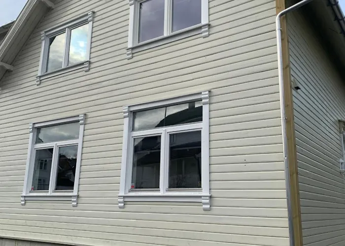 Modern 203